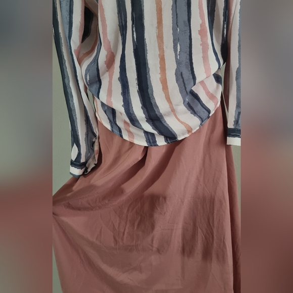 Formal croisse skirt pants with matching formal blouse - Picture 7 of 7